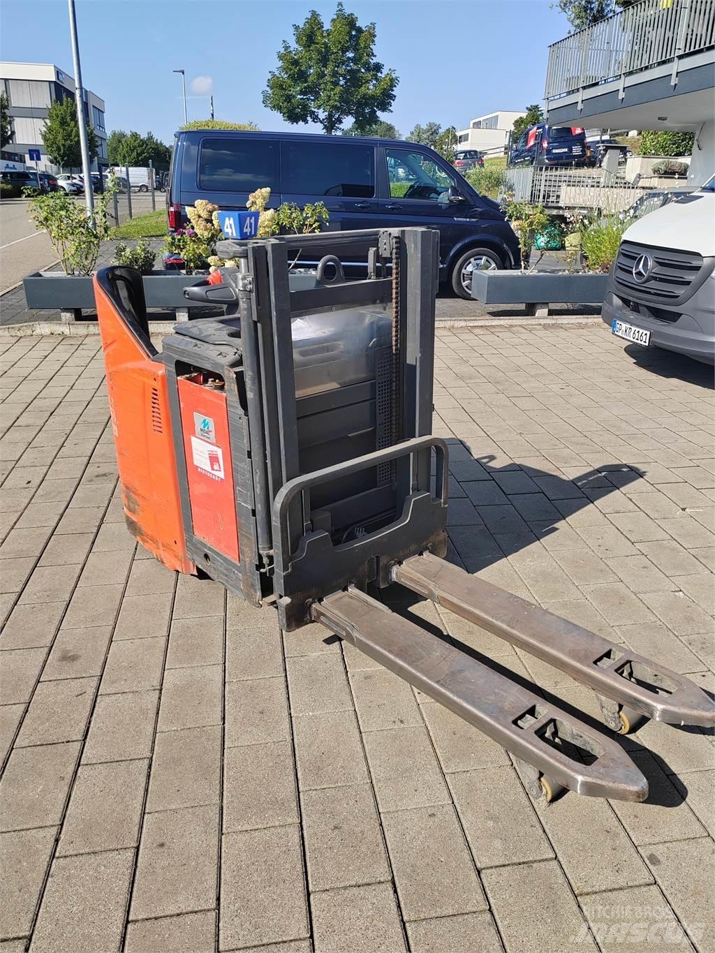 Linde L12 LHP SP Järelkäidavad virnastajad