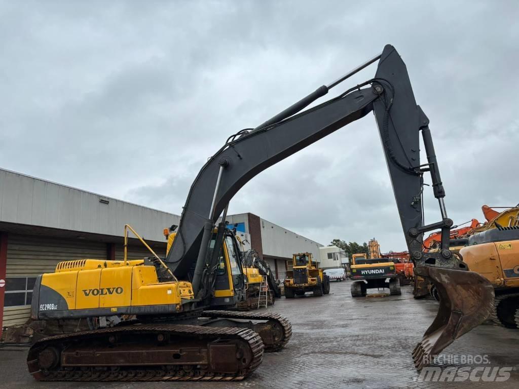 Hyundai 290BLC Roomikekskavaatorid