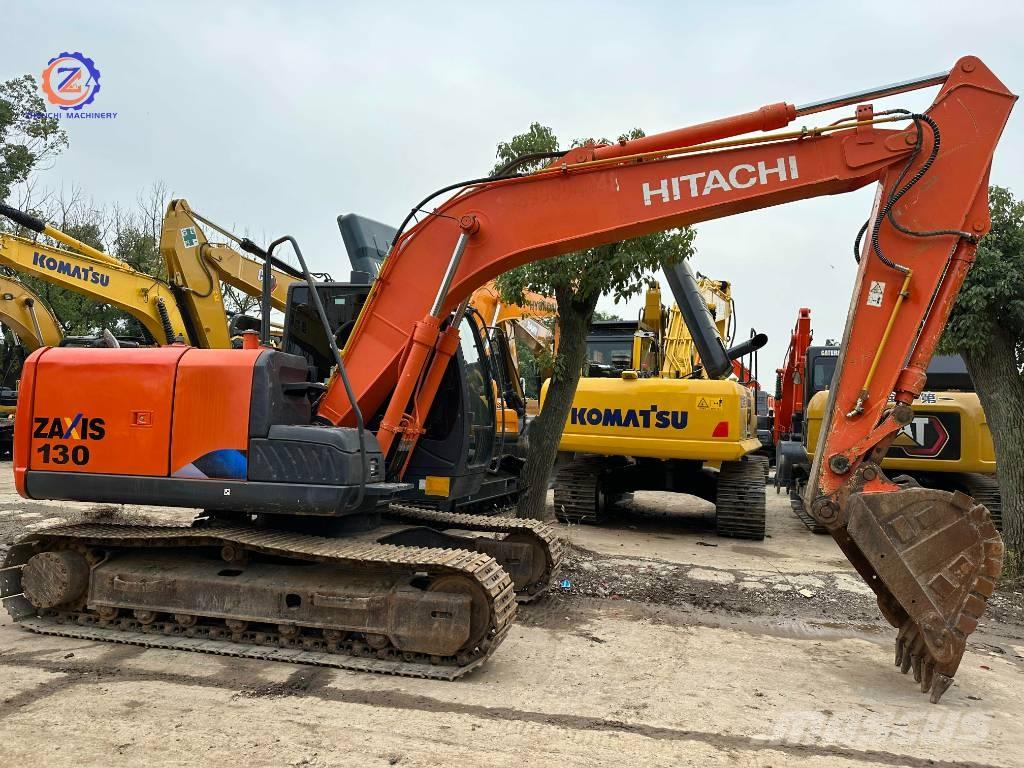 Hitachi ZX 130-5A Väikeekskavaatorid 7t-12t