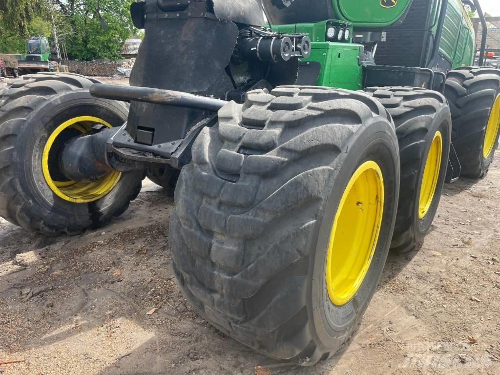 John Deere 1270 G Harvesterid