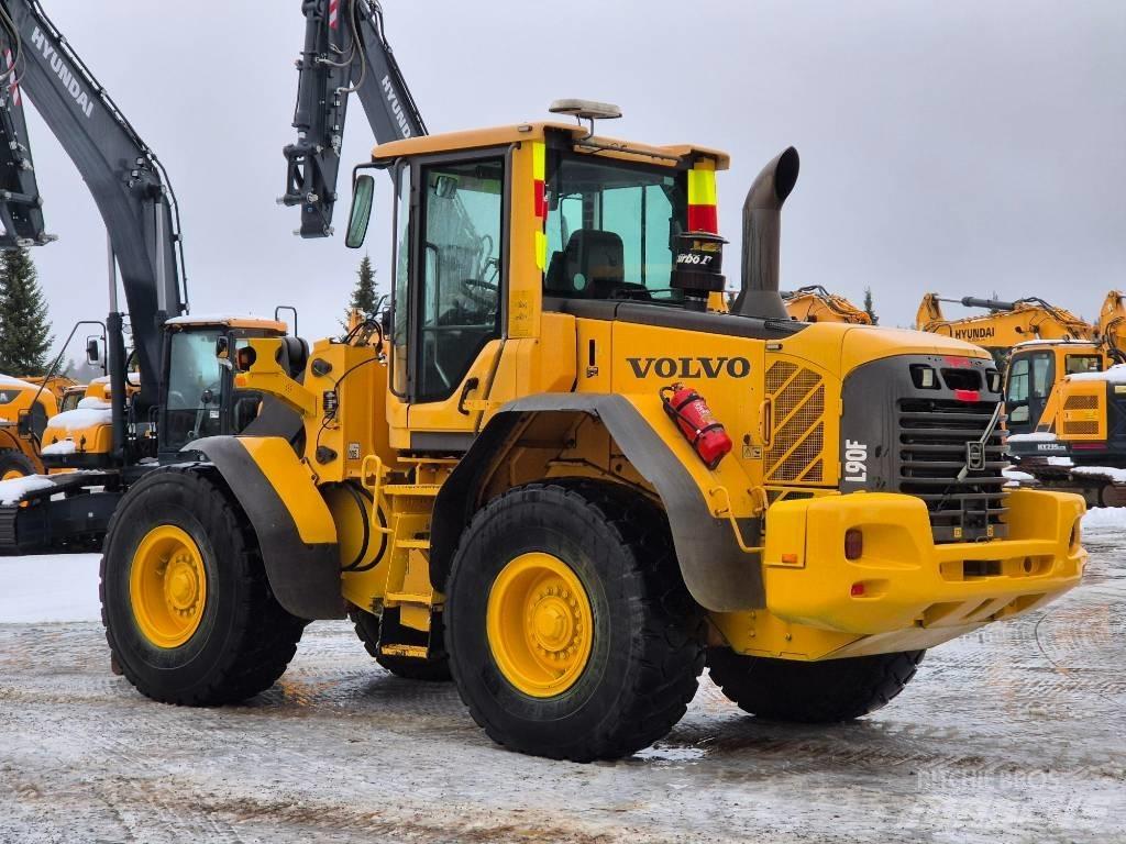 Volvo L 90 F Rataslaadurid