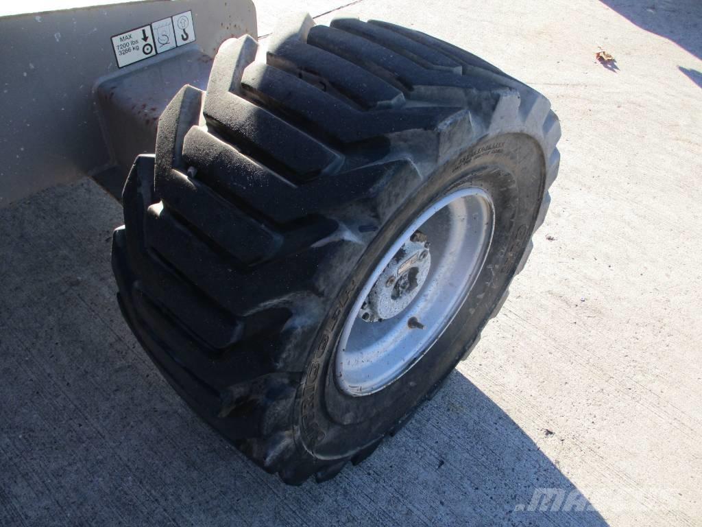 JLG 450 AJ (351) Kompaktsed poomtõstukid