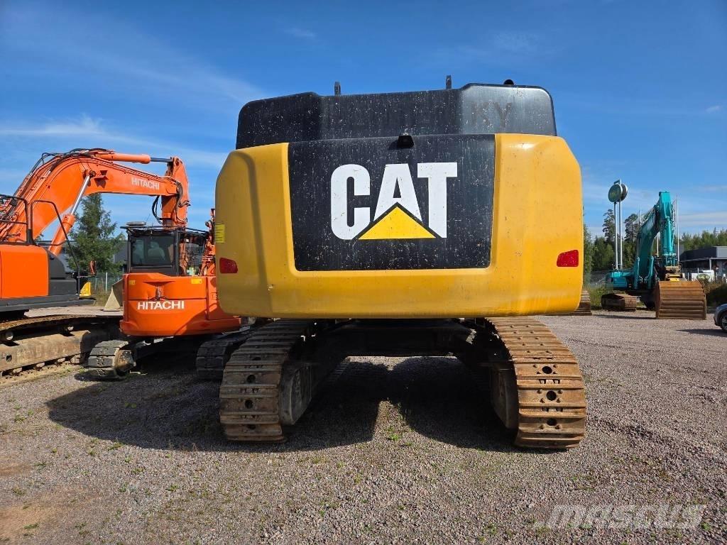 CAT 352 F Roomikekskavaatorid