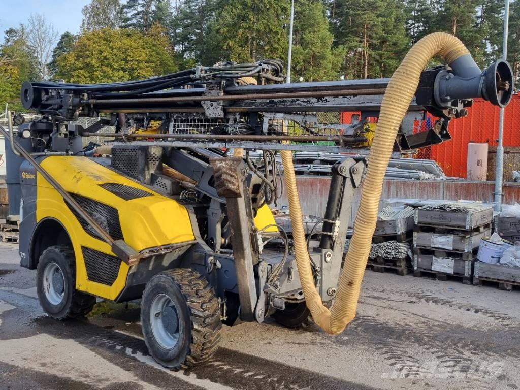 Epiroc FlexiROC T20R Vertikaalsed puurmasinad