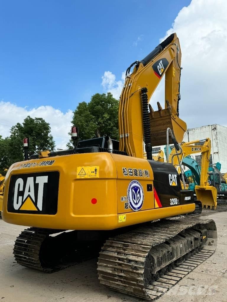 CAT 320 D Väikeekskavaatorid 7t-12t