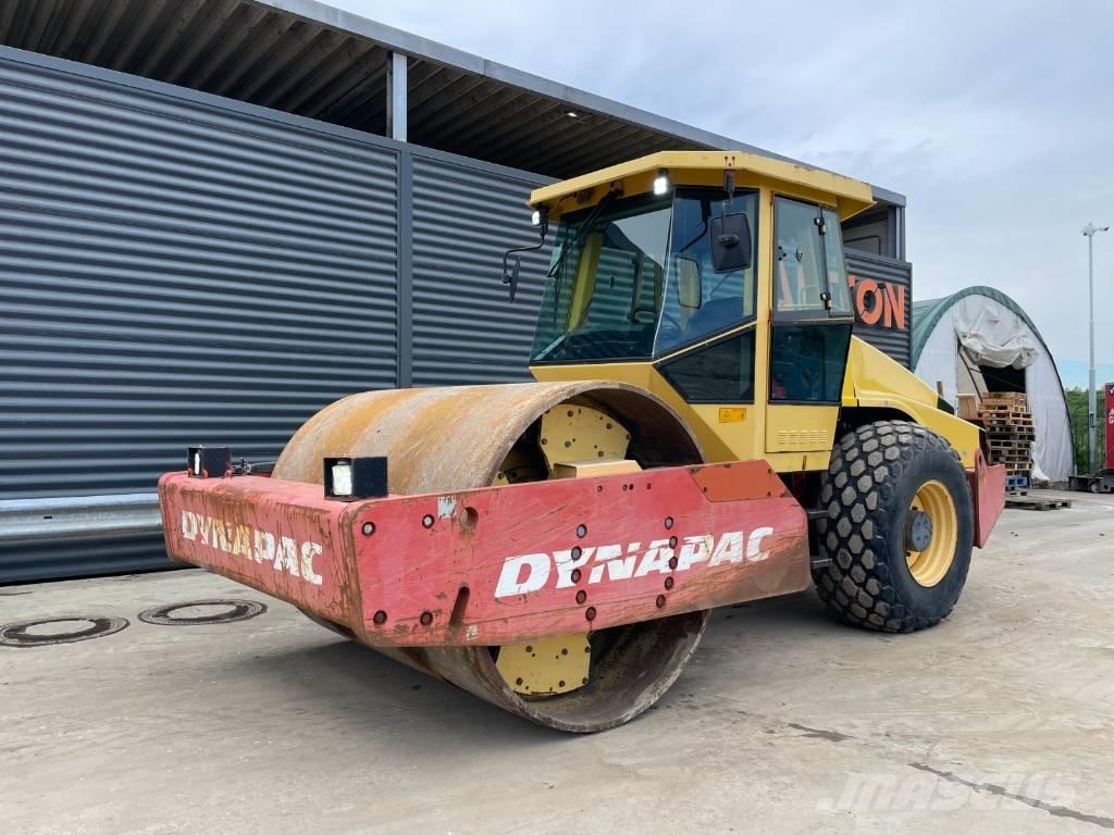 Dynapac CA512D Ühe trumliga rullid