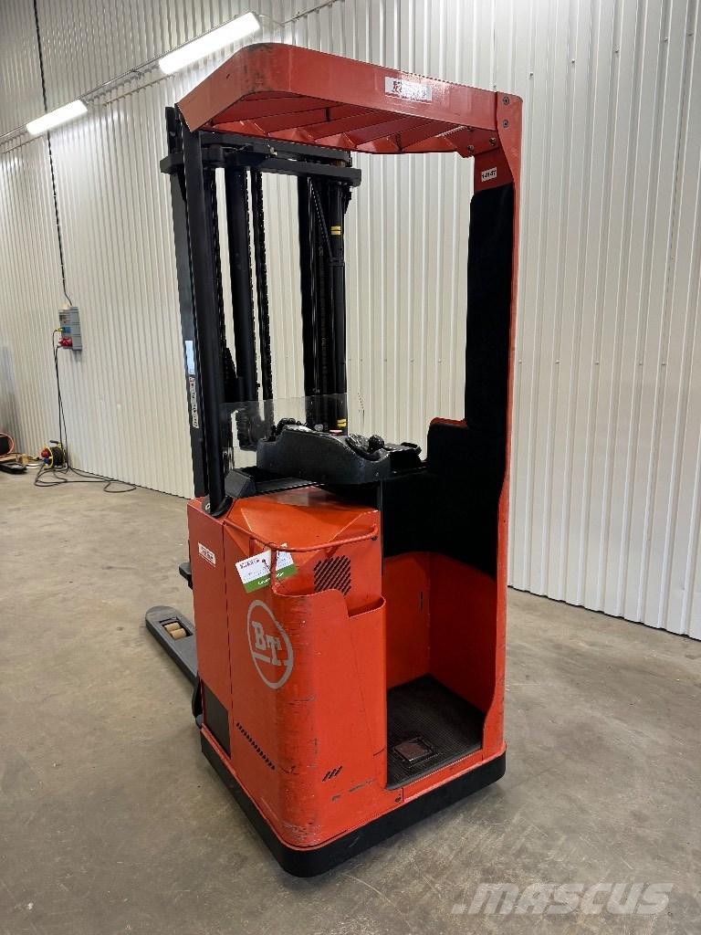 Toyota SSE160 Platvormiga virnastajad