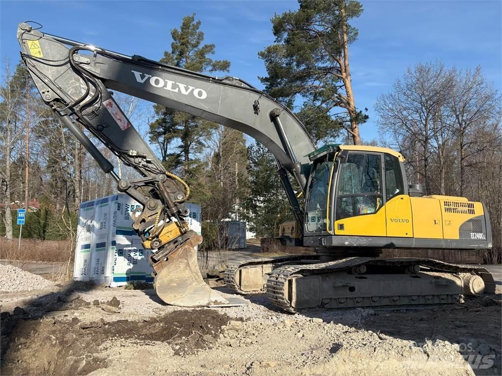 Volvo EC240CL Roomikekskavaatorid