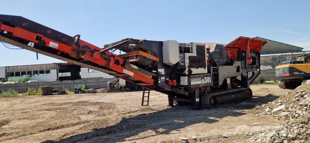 Sandvik QJ 341 Iseliikuvad purustid