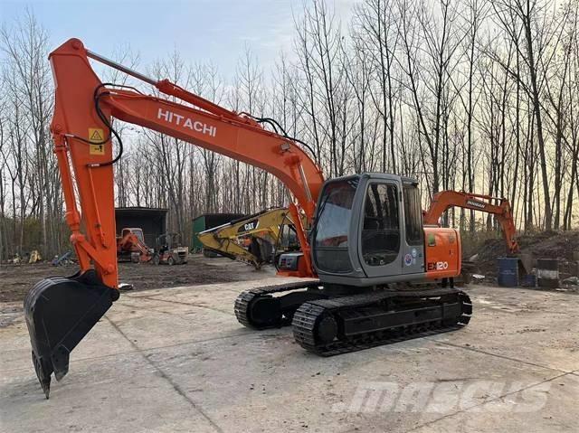Hitachi EX120 Roomikekskavaatorid