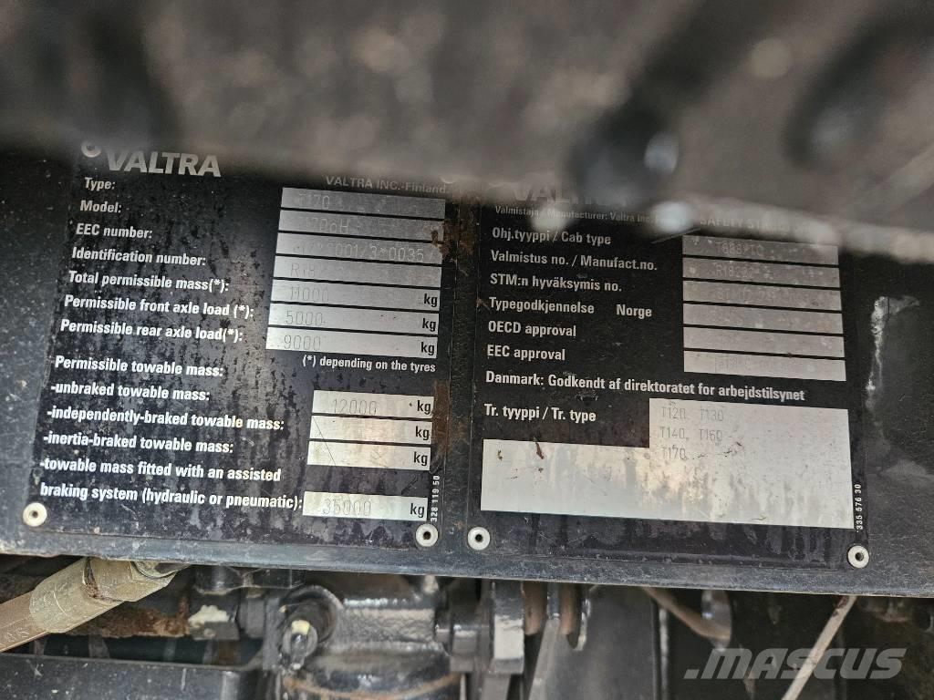 Valtra T 170 Traktorid