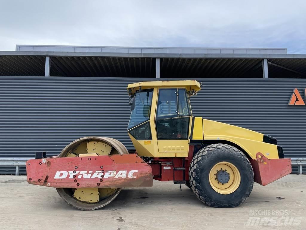 Dynapac CA512D Ühe trumliga rullid