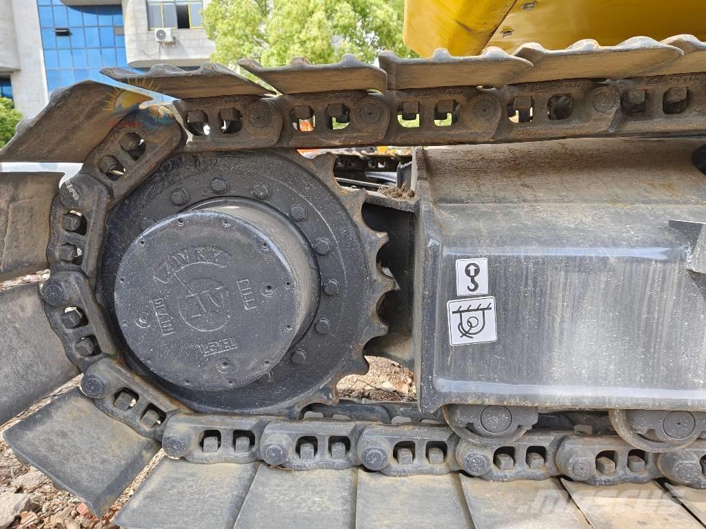 Komatsu PC 130 LC-7 Roomikekskavaatorid