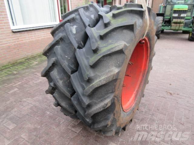 Taurus 16.9/34 Rehvid, rattad ja veljed
