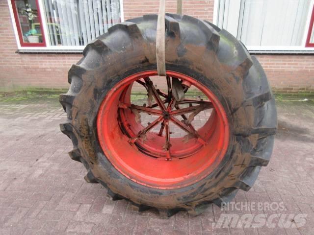 Taurus 16.9/34 Rehvid, rattad ja veljed
