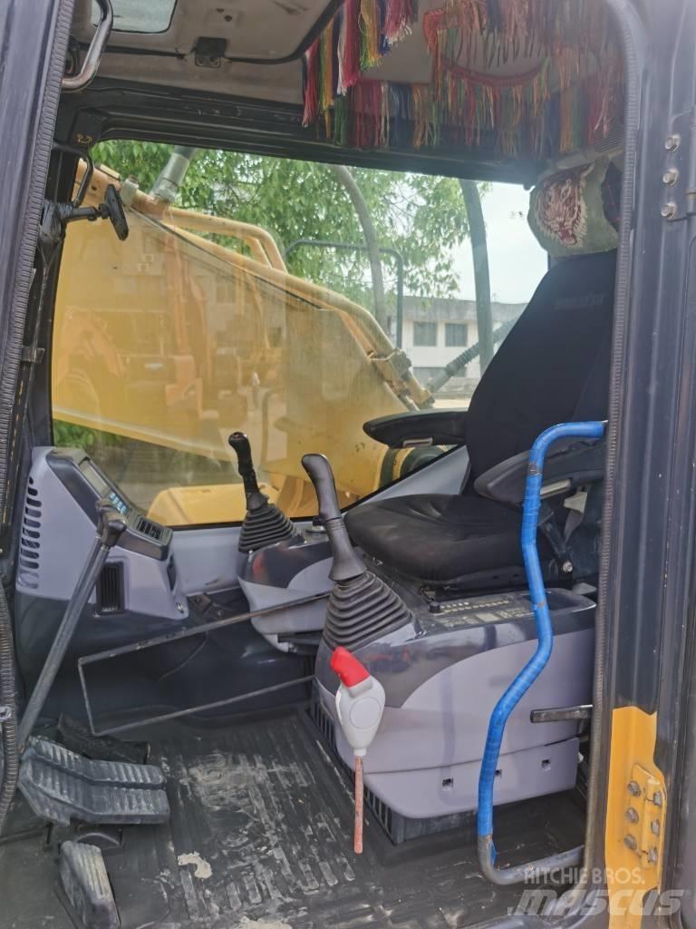 Komatsu PC 400-7 Roomikekskavaatorid