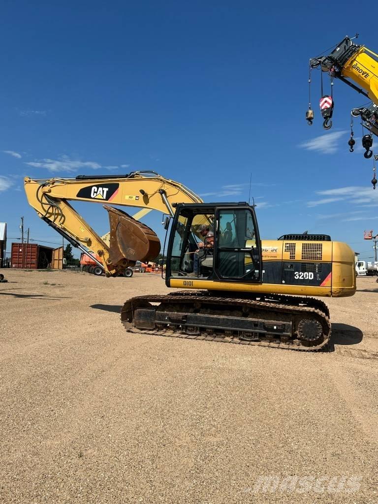 CAT 320 D L Roomikekskavaatorid