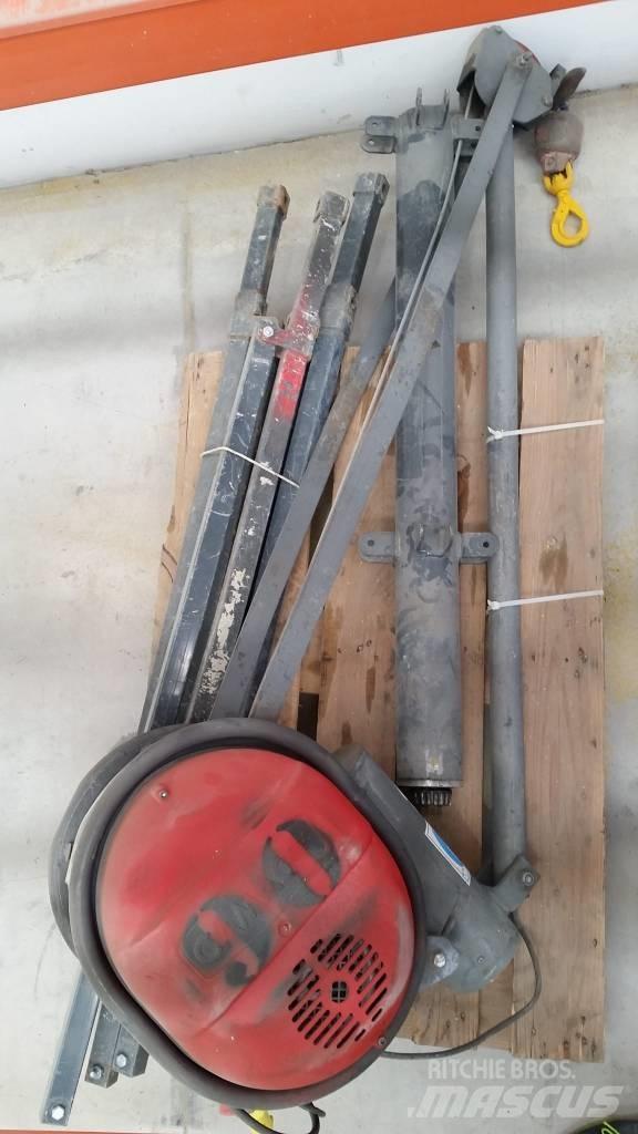  MOM M-III PLUMA 500 Muu