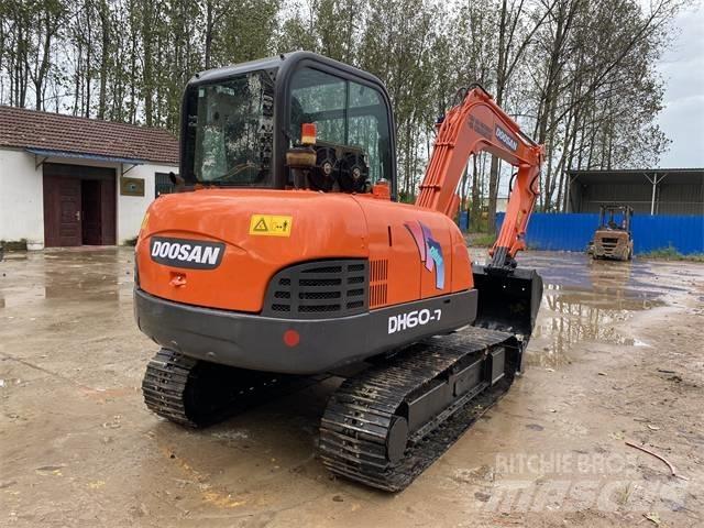 Doosan DH 60-7 Miniekskavaatorid < 7 t