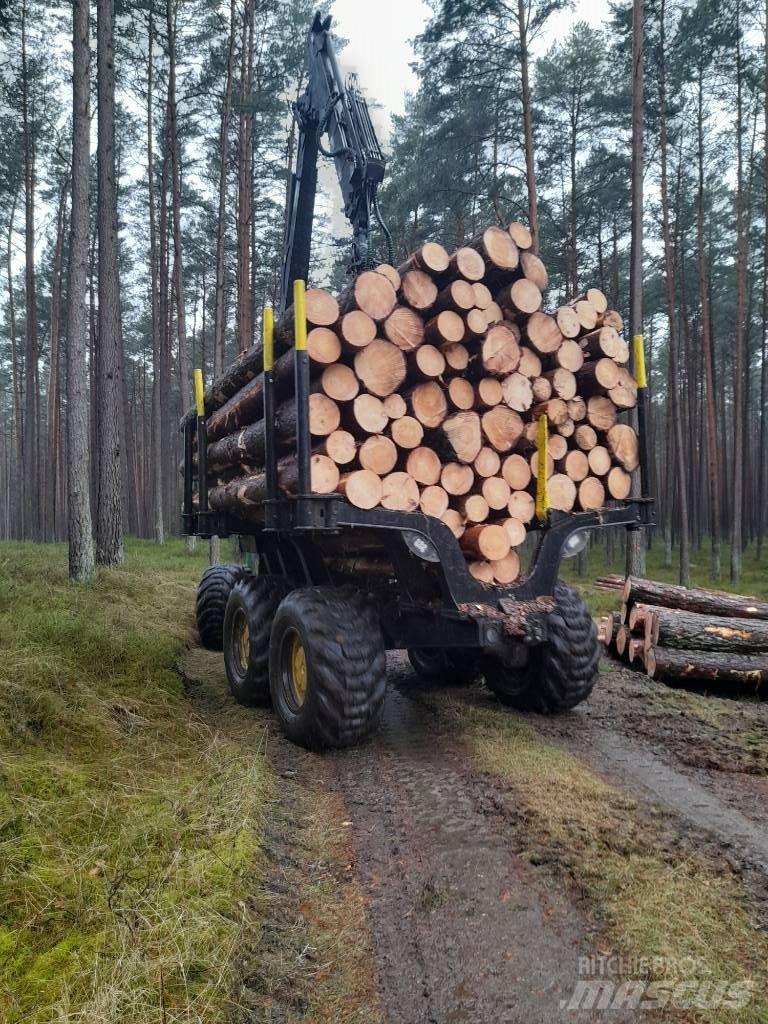 John Deere 1510 E Forwarderid