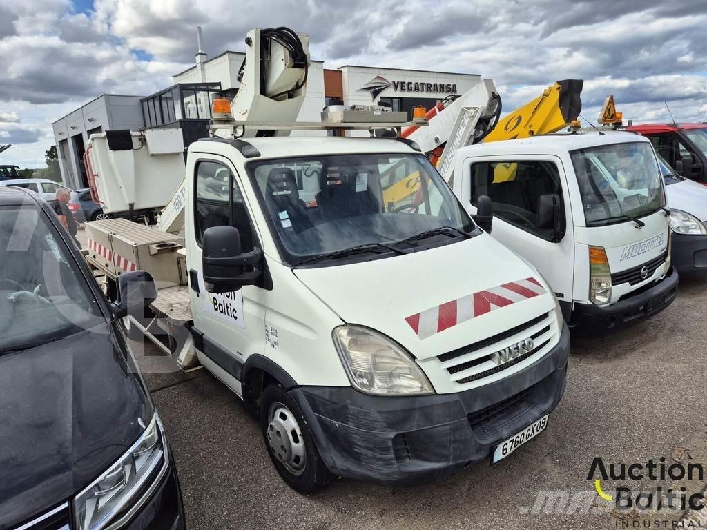 Iveco 50C18 Auto korvtõstukid