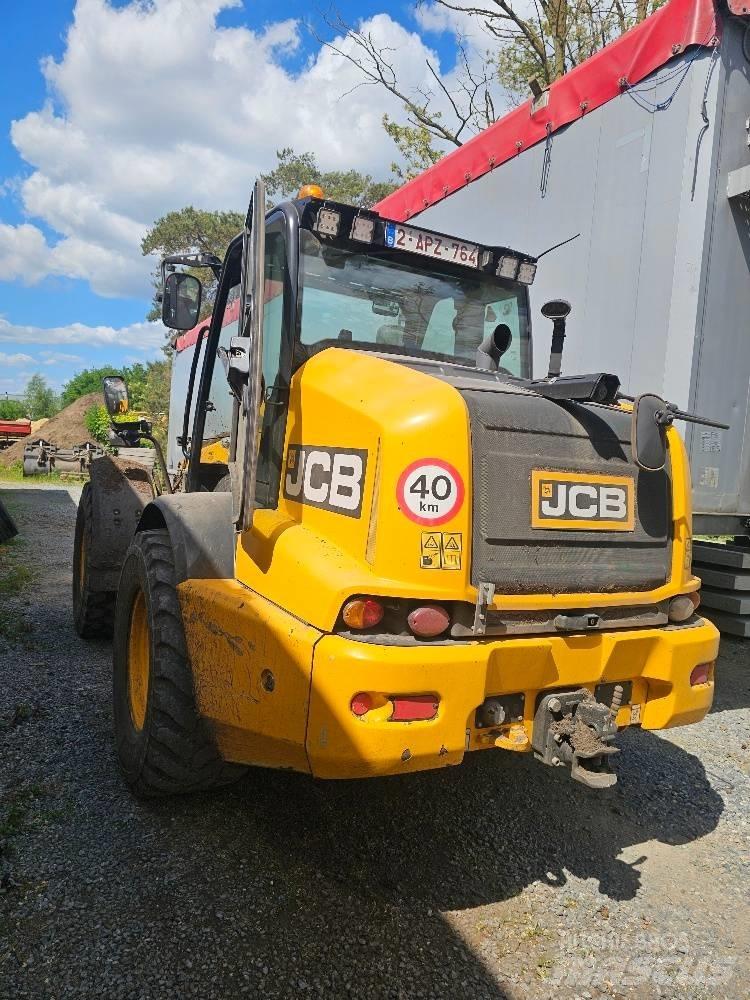 JCB TM 320 S Põllumajanduslikud teleskoopkäitlejad