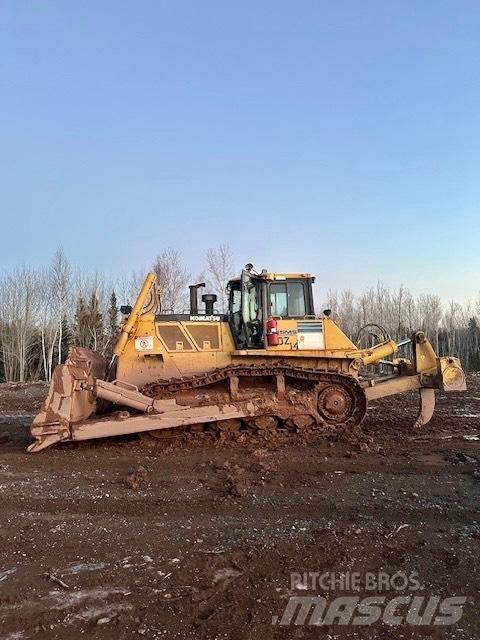 Komatsu D 155 AX-7 Buldooserid