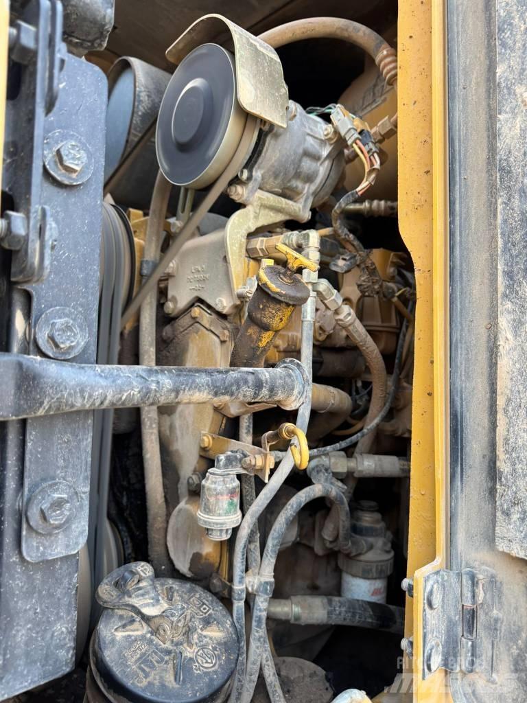 CAT 938 G Rataslaadurid