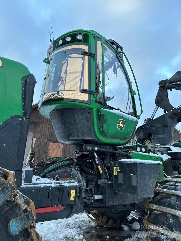 John Deere 1270 G Harvesterid
