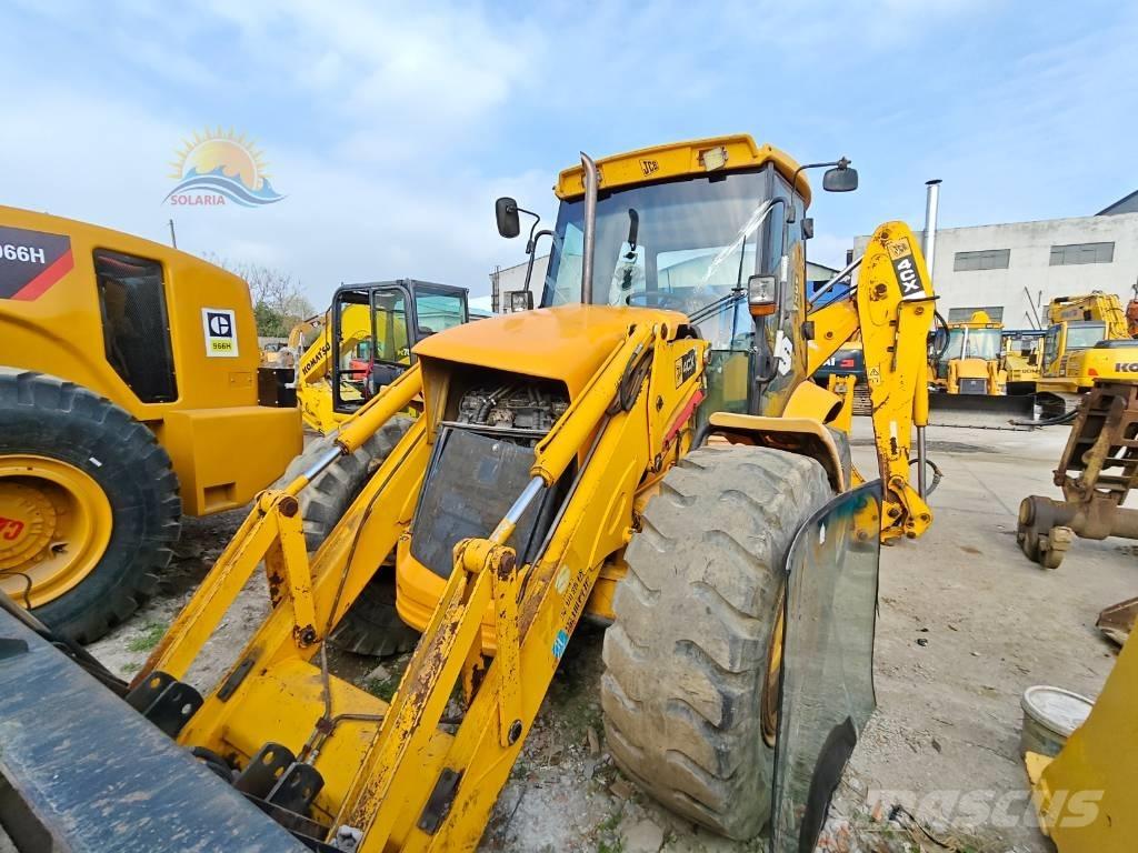 JCB 4CX Ekskavaatorlaadurid