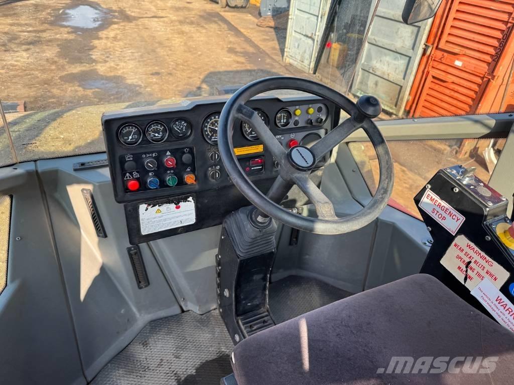 Dynapac CA 512 D Ühe trumliga rullid