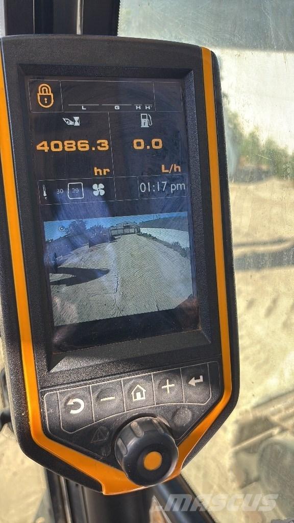 JCB JS 131 LC Roomikekskavaatorid