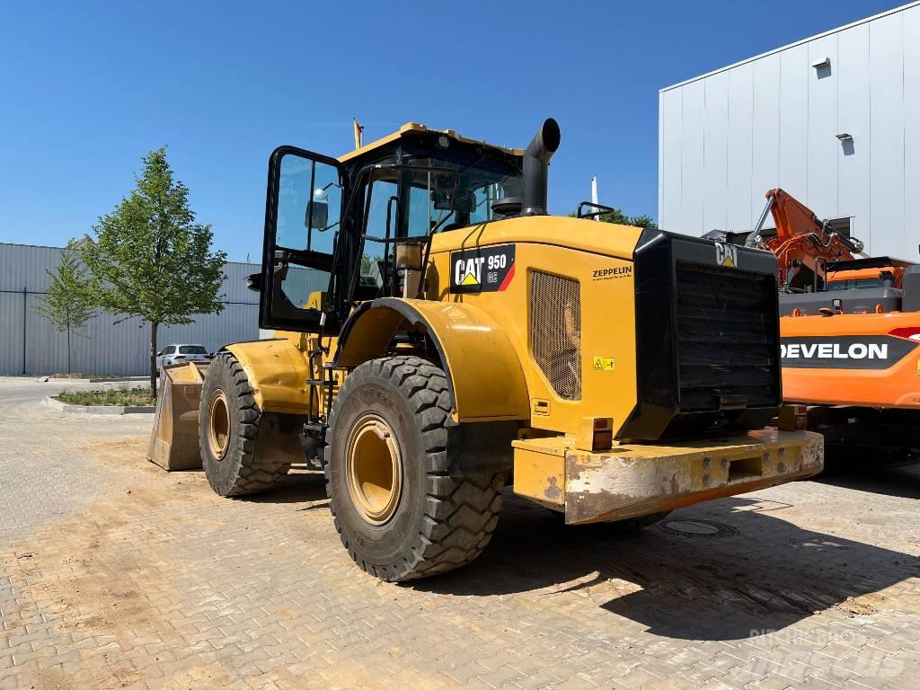 CAT 950 Rataslaadurid