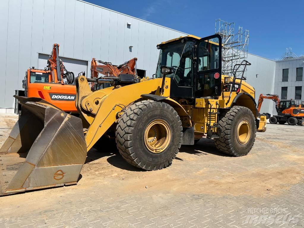 CAT 950 Rataslaadurid
