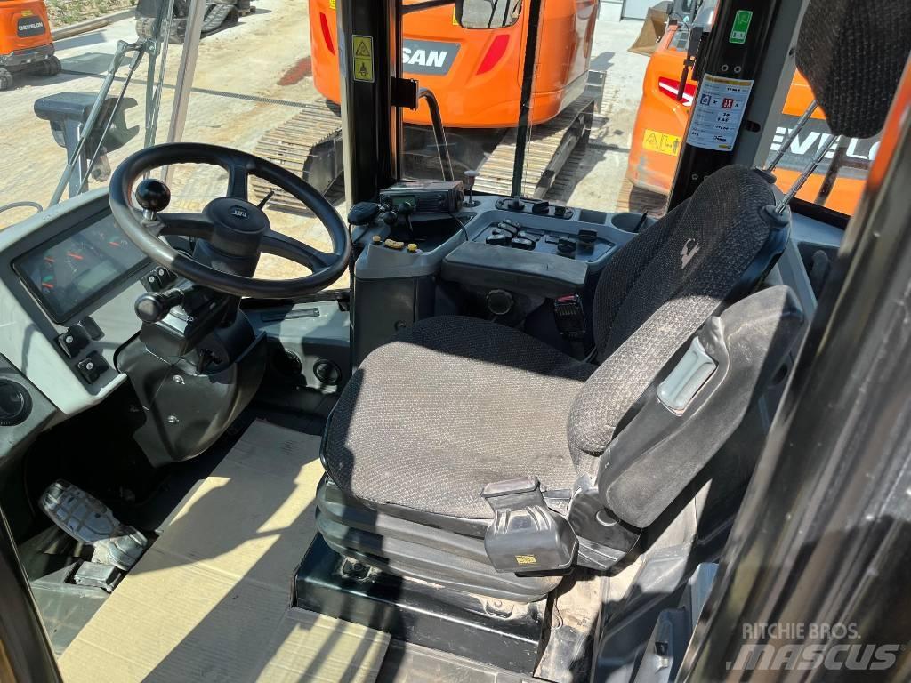 CAT 950 Rataslaadurid
