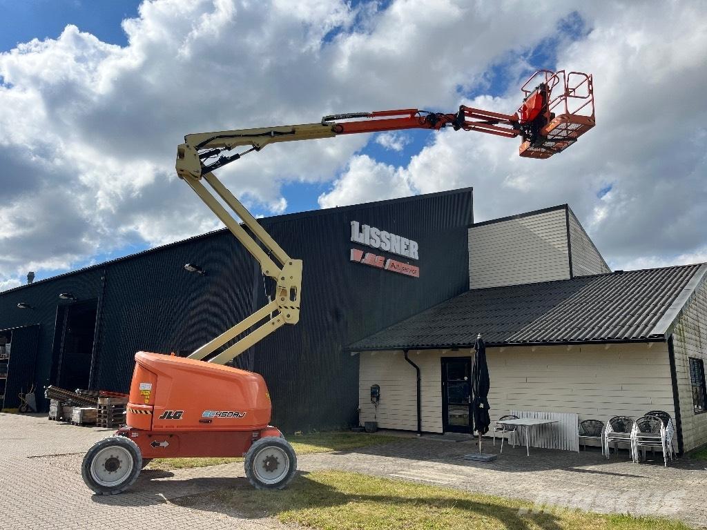 JLG EC 450 AJ Iseliikuvad poomtõstukid