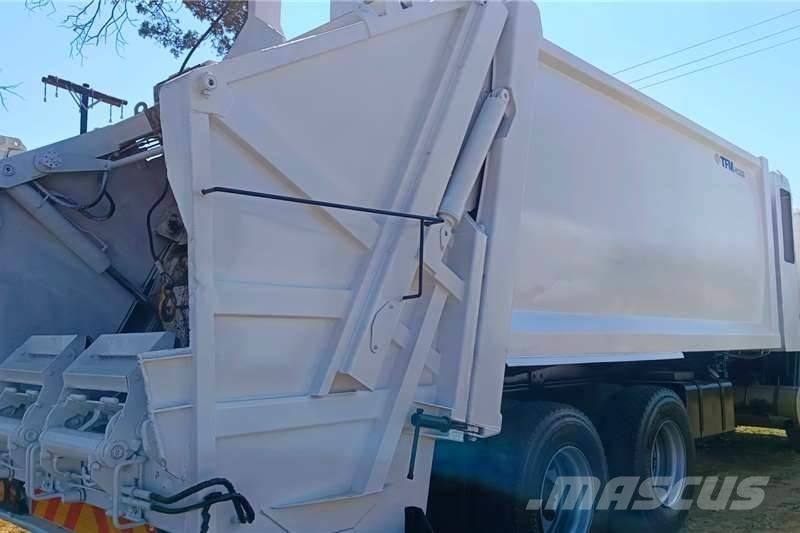 UD Quon 26-370 Muud veokid