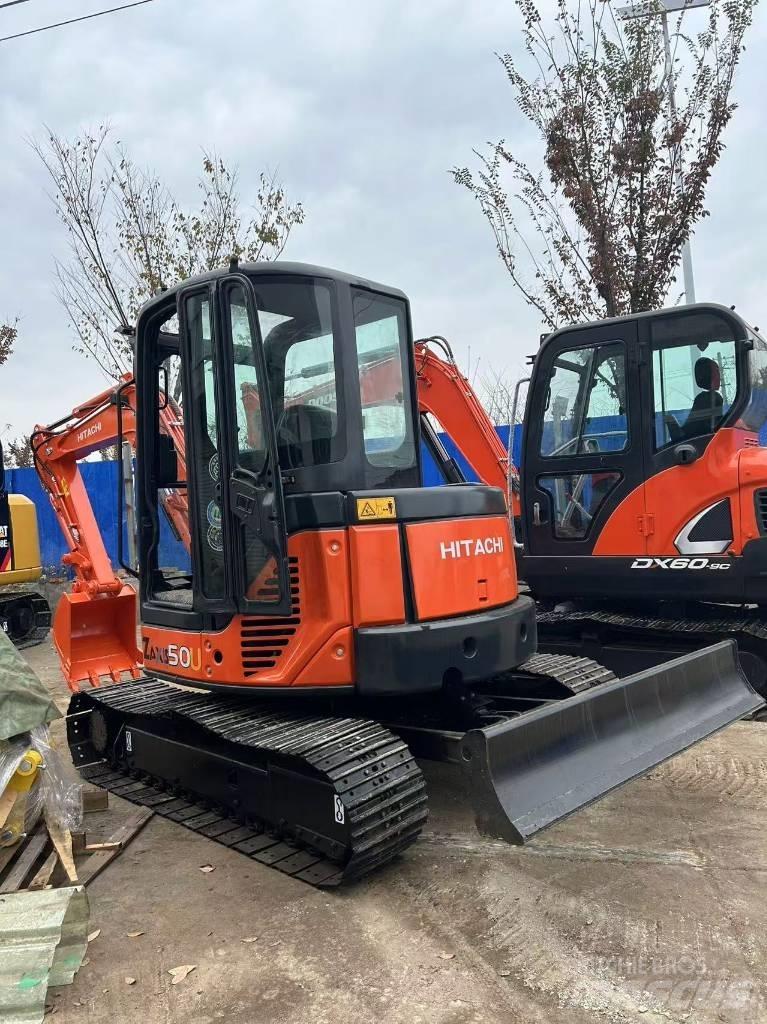 Hitachi ZX 50 U Roomikekskavaatorid