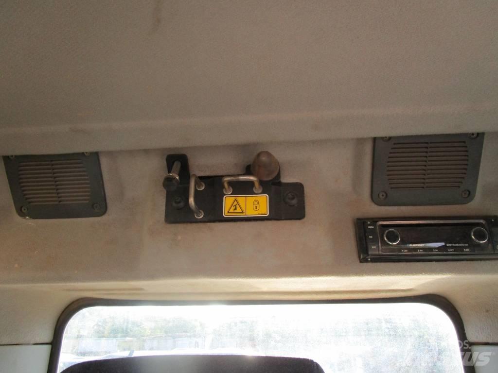 CAT 318 E L   320 322 Roomikekskavaatorid