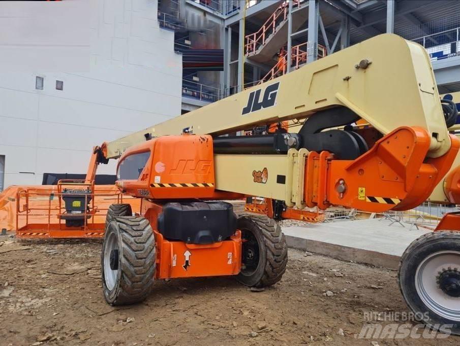 JLG 1250 AJP Iseliikuvad poomtõstukid