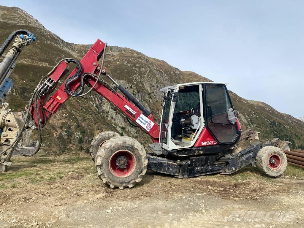 Menzi Muck 325 Ratasekskavaatorid