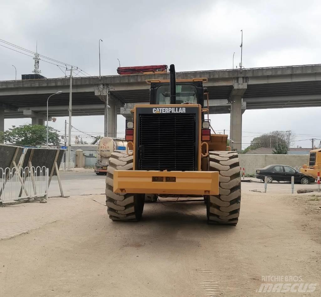 CAT 966 F Rataslaadurid