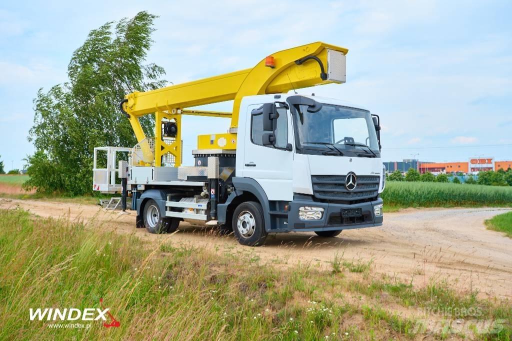 Palfinger P 300 KS Auto korvtõstukid