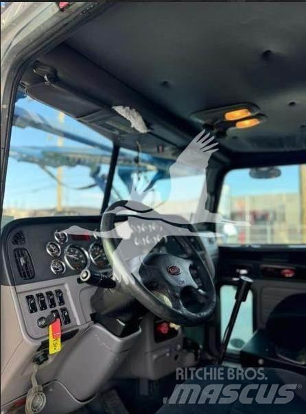 Peterbilt 388 Muu