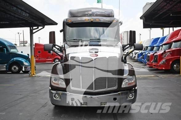 Peterbilt 579 Sadulveokid