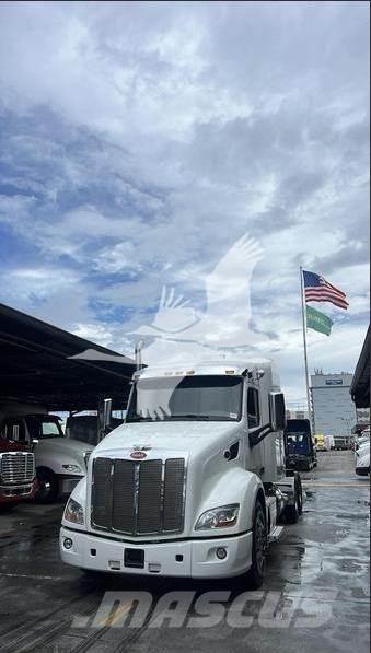 Peterbilt 579 Sadulveokid