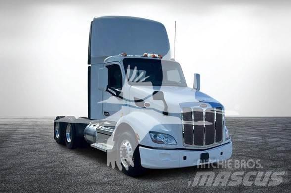 Peterbilt 579 Sadulveokid