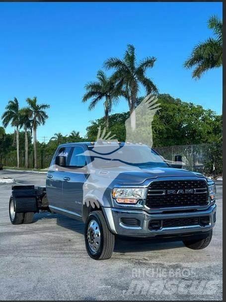 RAM 5500 SLT Raamautod