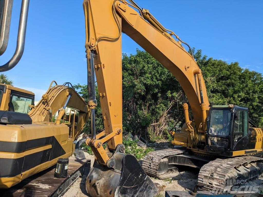 CAT 330 CL Roomikekskavaatorid