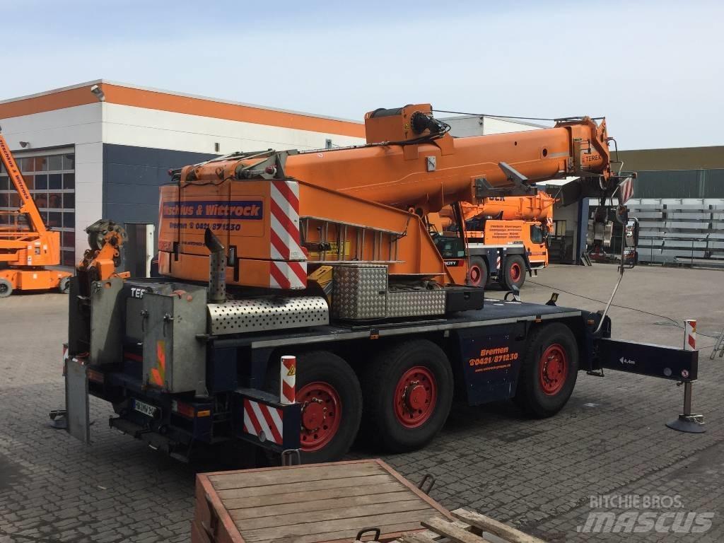 Terex Demag AC 40-1 Maastikutõstukid